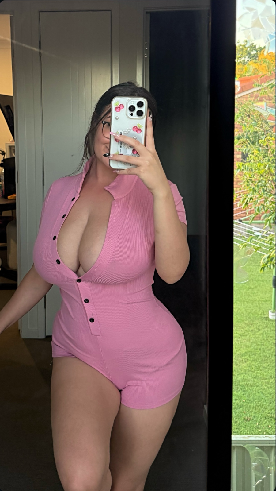 +1 (813) 335-7287🍑🍆 HOTTEST SEXY GIRL 🍑🍓IN TOWN, 100% REAL, DISCREET,HONEST