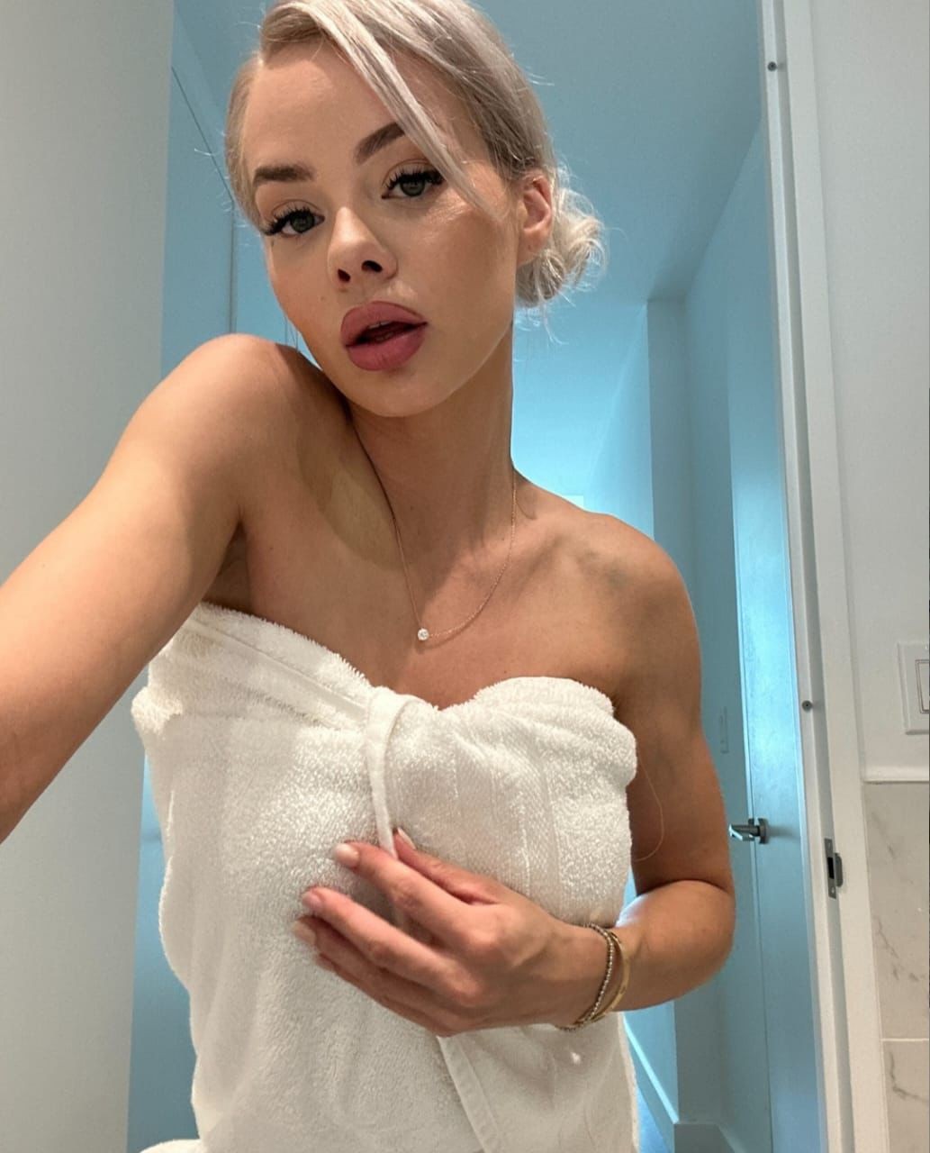 ✅NO DEPOSIT‼️‼️MULTIPLE CUM NASTY SLUT AVAILABLE TO CUM AND SQUIRT💦💦🍑