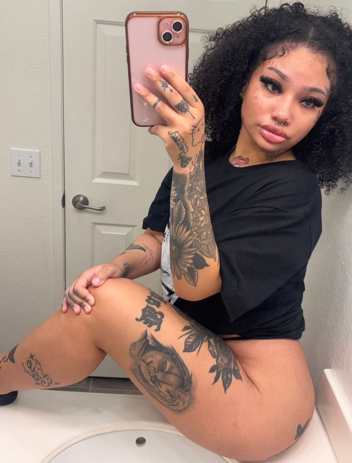 I’m available for hooking up services and online services