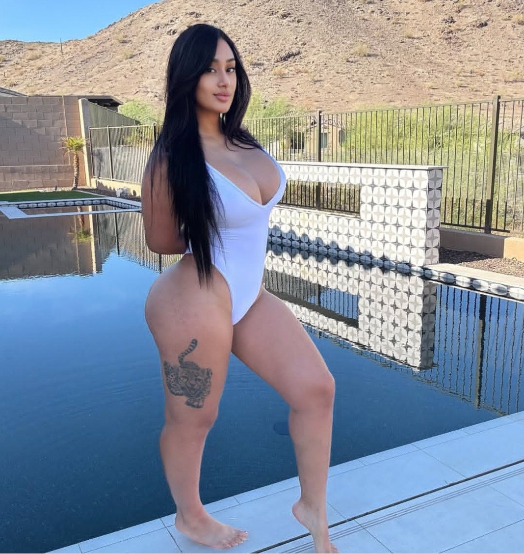 Hi, babe! My wet lips want you now. Call me for sexy fun☎️💦  (506)