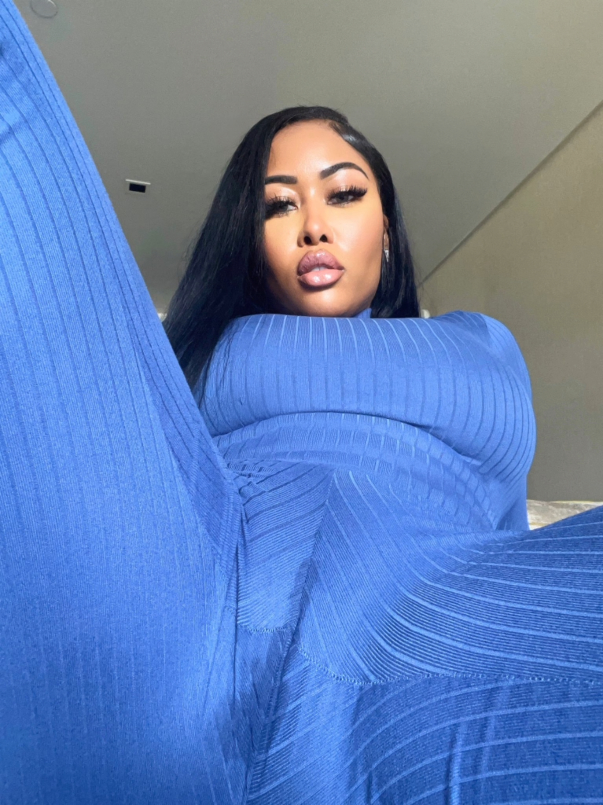 I’m Available for INTENSE LOVE MAKING💦🍑