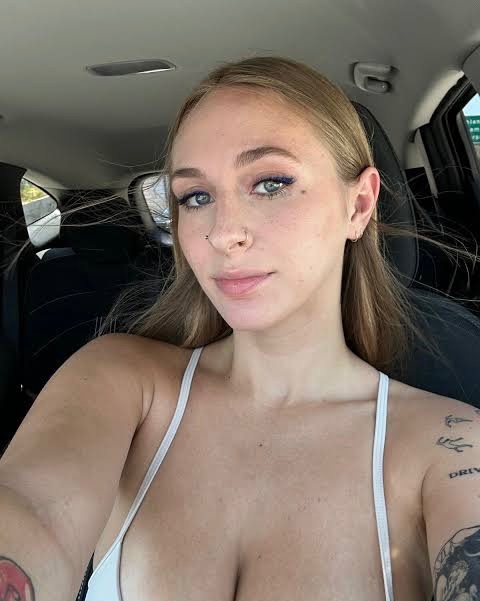 I am available right now💦Young🔥Hott$ Classy and Wet💦👅text me +13138078288