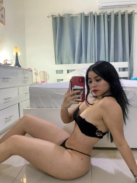 Hi, I'm Spy Dasha, a hot Latina ready to be your best option.