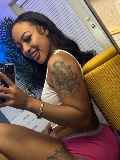 ❤️I JUST HAD MOLLY RIGHT NOW AND IM SO HORNY💦 READY TO GET LAID ❤️