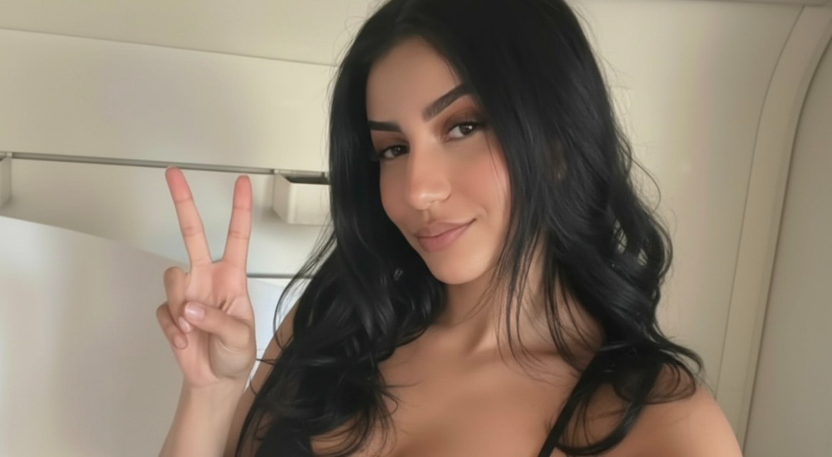 AVAILABLE FOR HOOK UP👅🍆🍑TEXT ME:+1(559) 216-9033