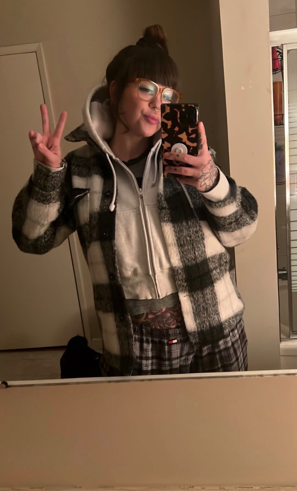 HMU I’m available for all Kind of fun