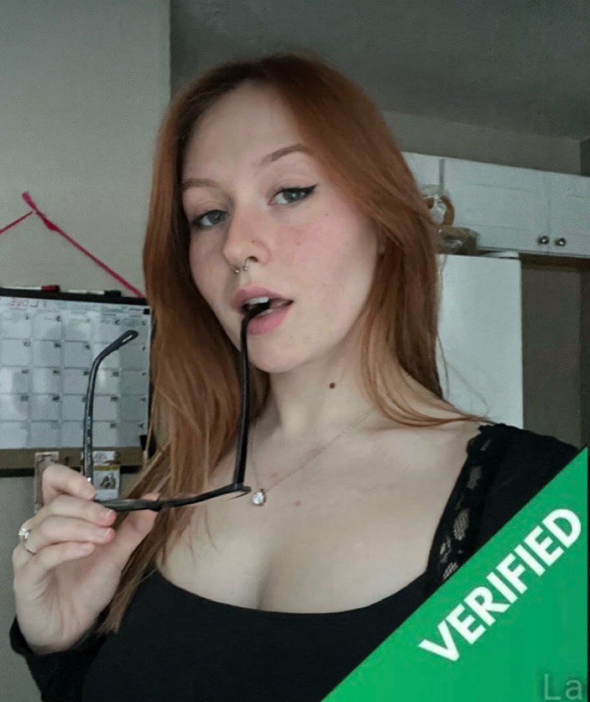 YOUR FAVORITE 🤩 REDHEAD 👩‍🦰 ESCORT CLOSE TO YOU +1 414-248-0683