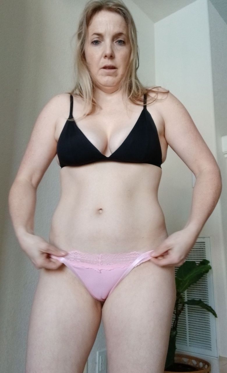 SEXY SWEET ESCORT TO RELIEVE YOUR PAIN !!!