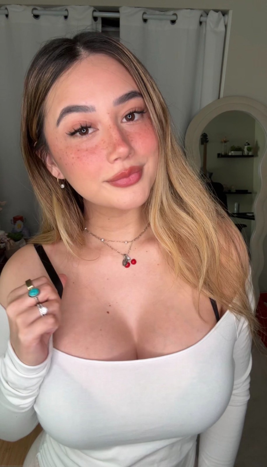 Offering relaxing massage sessions, car meets, and exclusive girlfriend experiences 💕 Message me to
