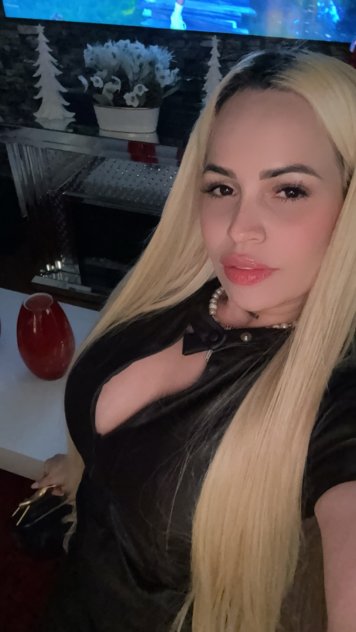 sexy latina, don't hesitate to call me