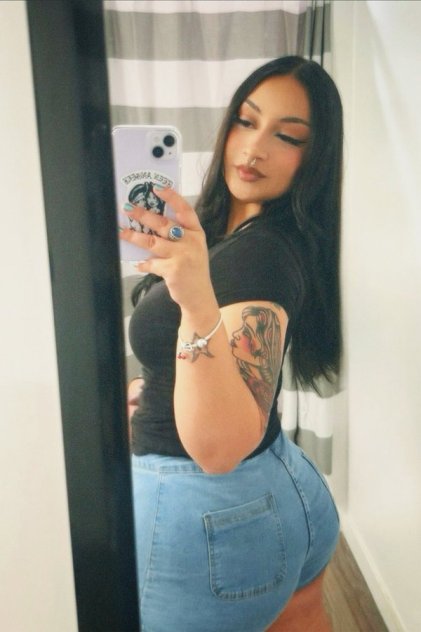 I’m here to fufill your sensual fantasies let’s meet for funs🤩