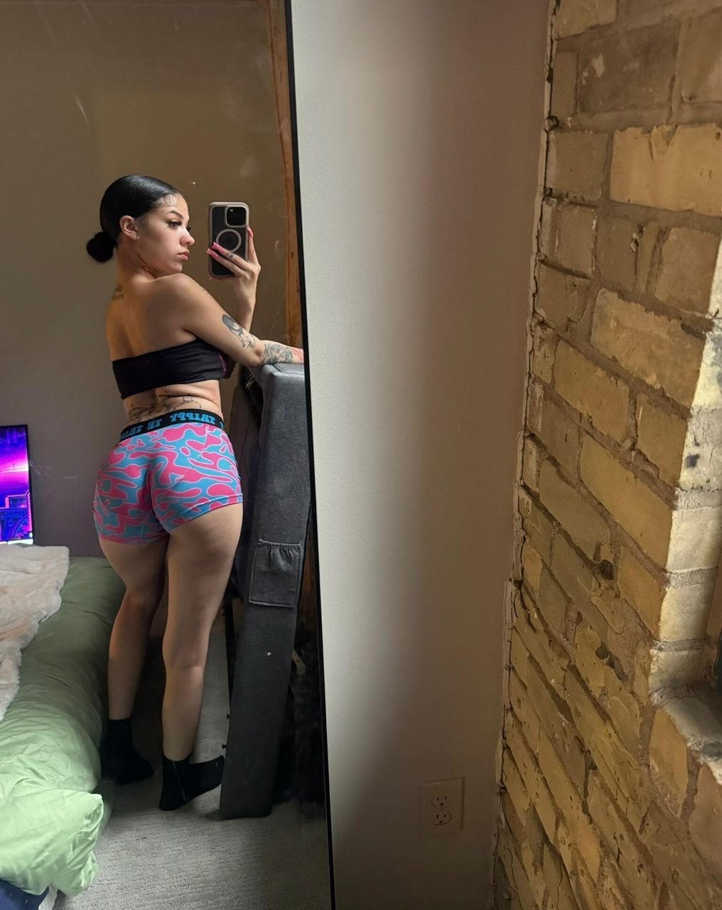escorts