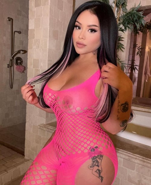 Mexican baddie that will blow your mind 👅💦 In/OutCall/CarDate Passionate GFE.