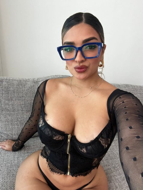 sexy I only earn cash, without reservations. call now