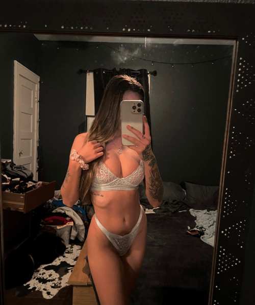 iM NEW JUICY, HOT🔥CREAMY 💦SEXY AND AVAILABLE TO SATISFY 🍆YOU COMPLETELY👅