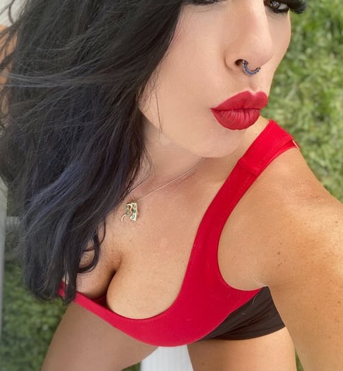 VIP Nuru Body to Body + GFE