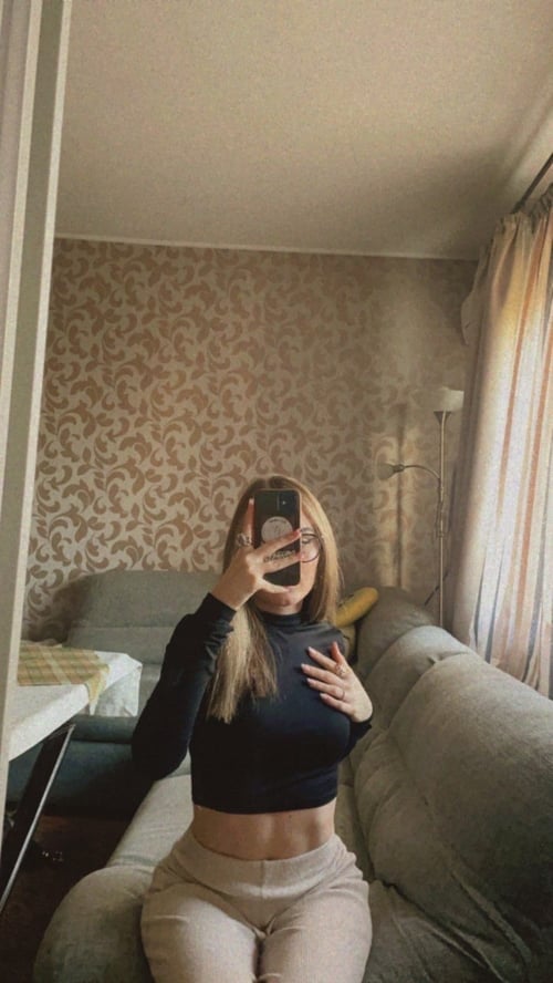 Hi I am sexy🌷 I will make you feel happy😘 Snap(gif_ty5) text +1 209-645-7626