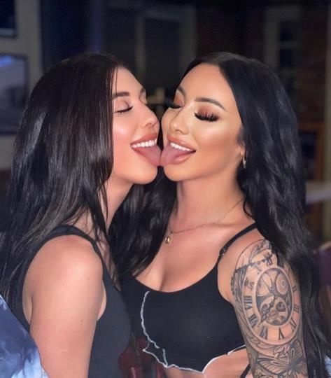 spend some time with 2 sexy best friends that love to play๐
๐ฅ๐