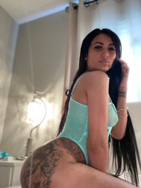 I am sexy latin girl, Call me