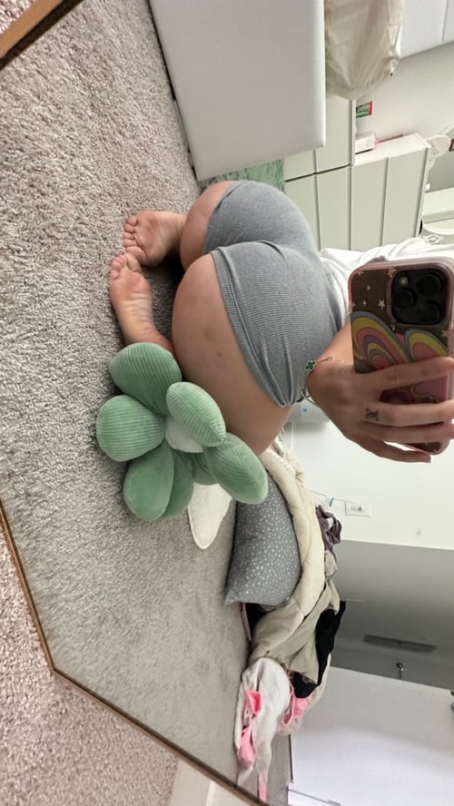 I can be yr discreet sexy pretty slut👅 am classy tho,let make a romantic movie