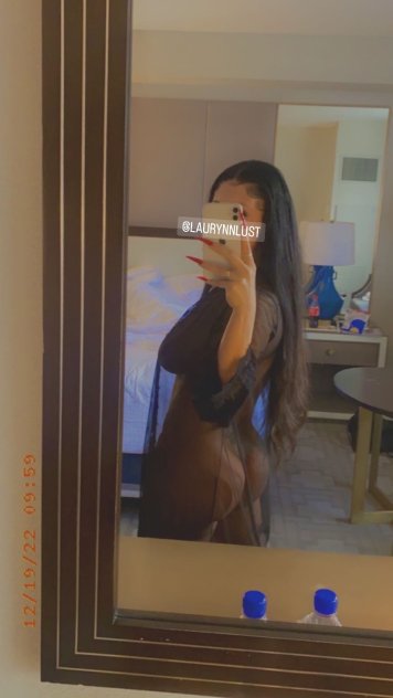 
Foreign Lauryn
