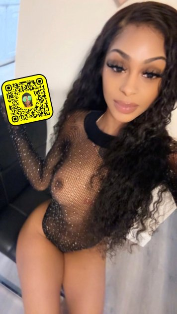 ๐ธ Stunning Playmate ๐ธ 100% Real Photos โข Book Now