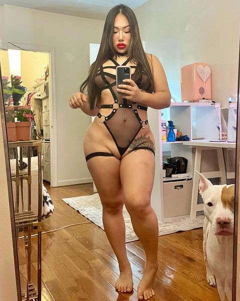 Curvy Asian Sloppy and Wet