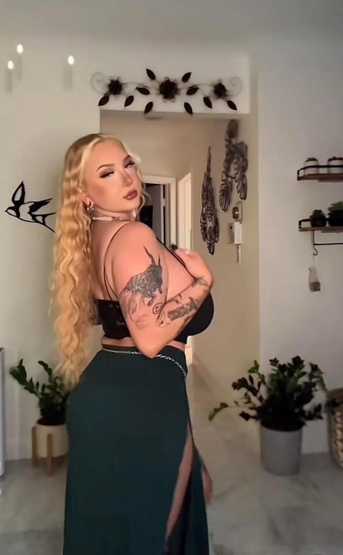 I am 💯% Real & Ready to make you cum inside my juicy pussy 👅🍭Naughty Fun💋💋