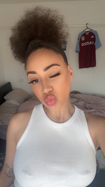 Hit me up on snap:snit2022563 , SELL NUDES ๐ AND ๐ VIDEOS!!!!