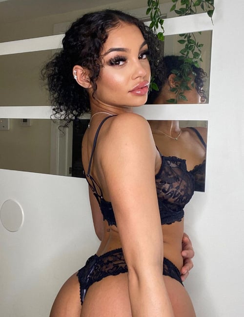 Get a Taste of Tati❣️