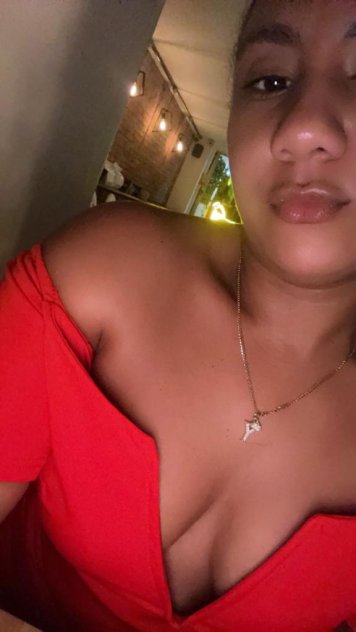 Available 24 hours, you can text me or write to WhatsApp, call and publish