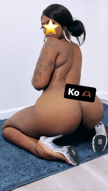 😍😋 WET & JUICY 💦🤞🏽 Freaky BOMBSHELL 👅 wit the pornstar BOOTY 😘