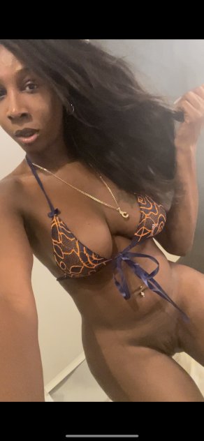 Outcalls and car dates let's get a motel