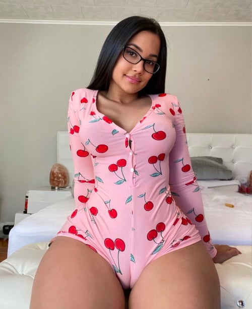 I’m a❤️professional 💯sexworker👅hit me up if you’re down to have fun💯🥰