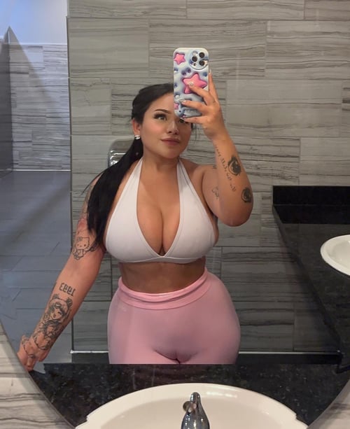 Instagram :Natasha_00189 i squirt and ride really sweet 💦 💕☺️