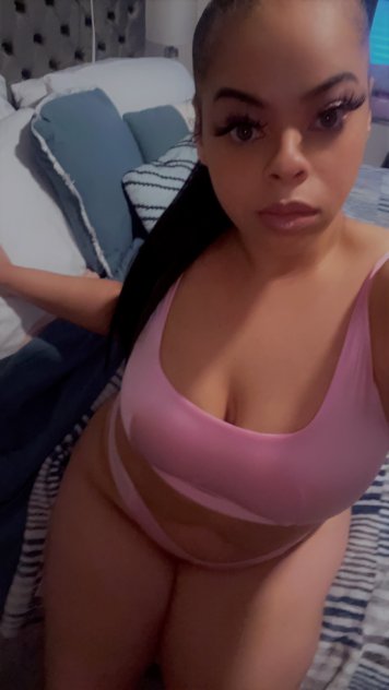 Your favorite curvy vixen💕duos💕💦Fetish friendly 💦