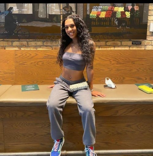 I’m available 👅Add me on telegram sexy202392 or signal 2022907557