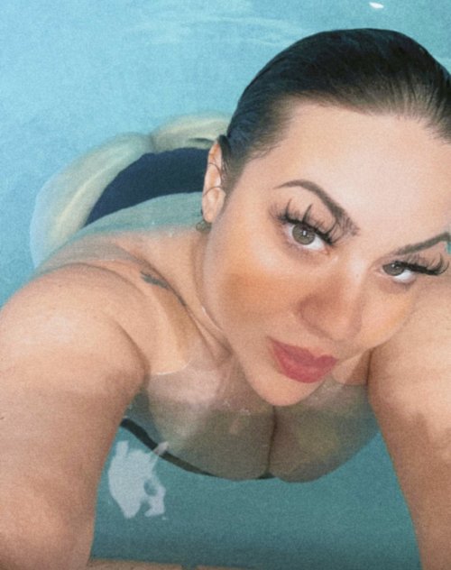 Sexy Latina loves to be slutted out