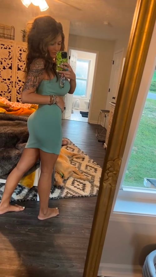 Hello gentlemen, If you're looking to meet up tonight, I'm available for both in