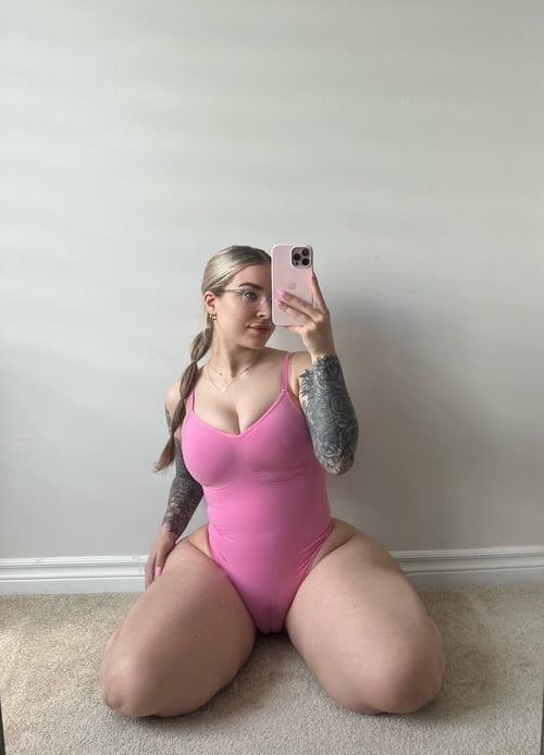 Looking for an amazing time, or perhaps something sensual and kinky?💋🍑🍆💦