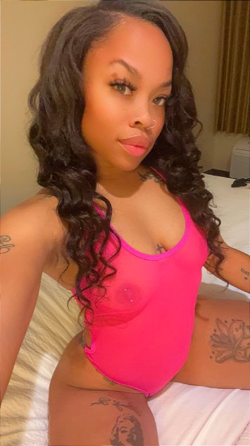 New Cali Babe 😻🥇☎Ready Now👣⏰Incall & Outcalls🏆Tiny🍭Tight & juicy