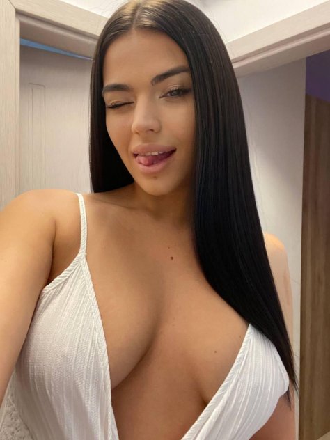 Hookup with Eva