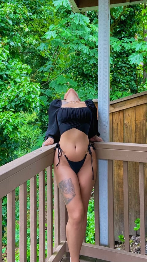 Hey Gators!! Sexy keylee is Here to delight you,feels sweeter and more genuine.