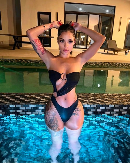 BIGGEST TITTIES AND ASS