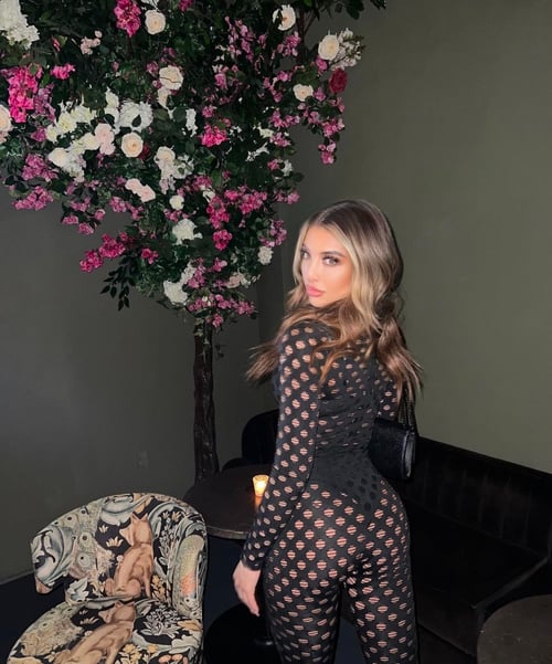 Classy Chloe