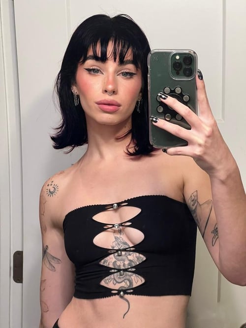 SEXY ESCORT SERVICE AVAILABLE FOR HOT SEX, CAR MEETS, BDSM 👅💋