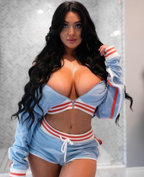 100% REAL Big boobs, tight and creamy pussy😋, pretty and sweet