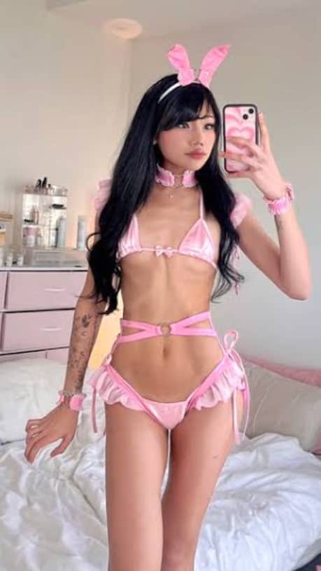 NAUGHTY ASIAN LADY AVAILABLE NEXT DOOR FOR YOU DEEP INSIDE Me.