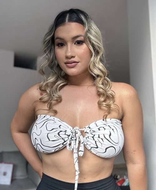I’m available for both incall and outcall service