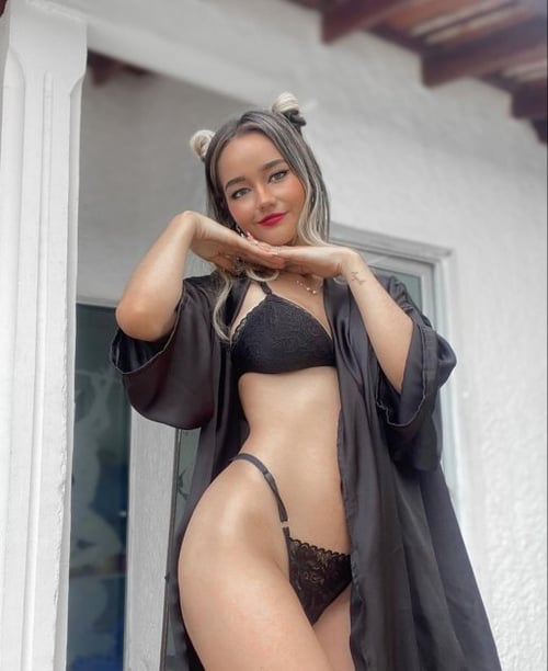 Avaliable mi love Call me 209-630-5228